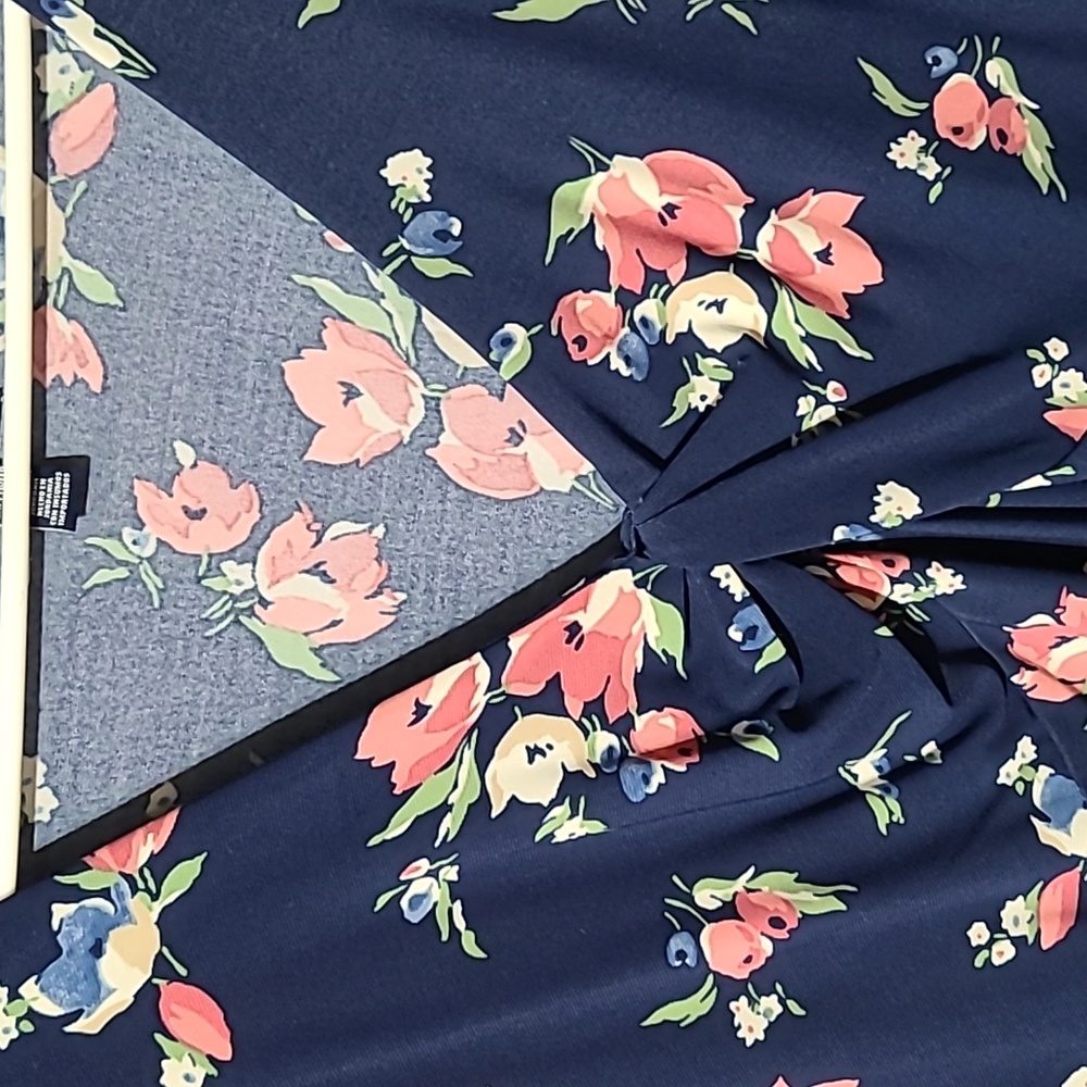 Blouse - Picture 2 of 3